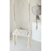 Kaunis vintage-tyylinen keinu lapsellesi