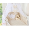 11-osainen vuodevaatesetti vauvalle + katosverho - Hanging Hearts Beige Valkoisilla Pilkuilla