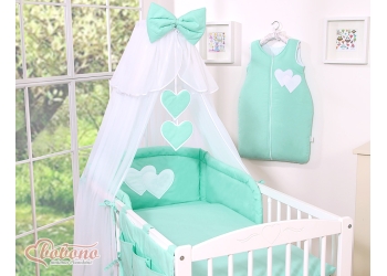 5-osainen vuodevaatesetti vauvalle + katosverho - Hanging Hearts Minttu