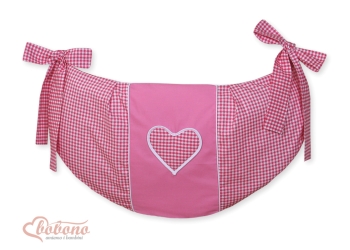 Lelupussukka pinnasänkyyn - Hanging Hearts Vaaleanpunainen Ruutukuvio
