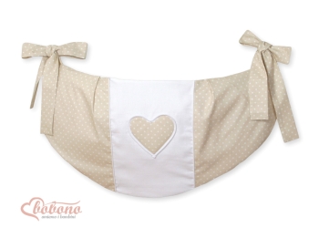 Pussukka pinnasänkyyn - Leijuvat sydämet Beige Valkoisilla Pilkuilla