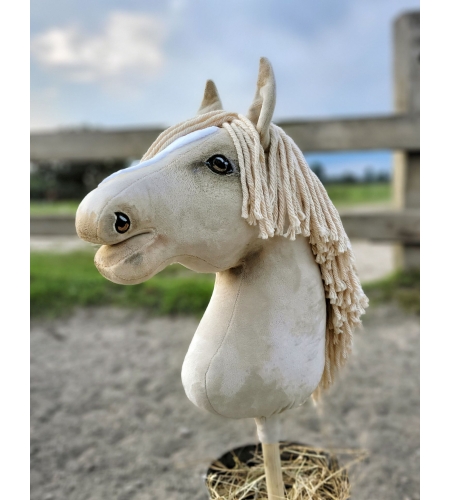 Keppihevonen Cremello Hobby Horse A3