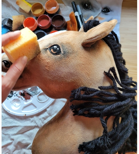 Keppihevonen - Hobby Horse Buckskin A3 Voikko Hevonen, Musta Harja