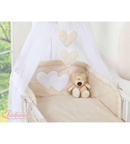 11-osainen vuodevaatesetti vauvalle + katosverho - Hanging Hearts Beige Valkoisilla Pilkuilla
