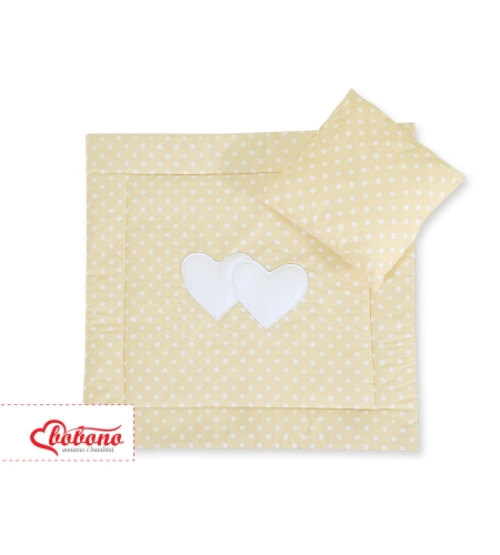 2-osainen petisetti vaunuihin - Hanging Hearts Beige Valkoisilla Pilkuilla