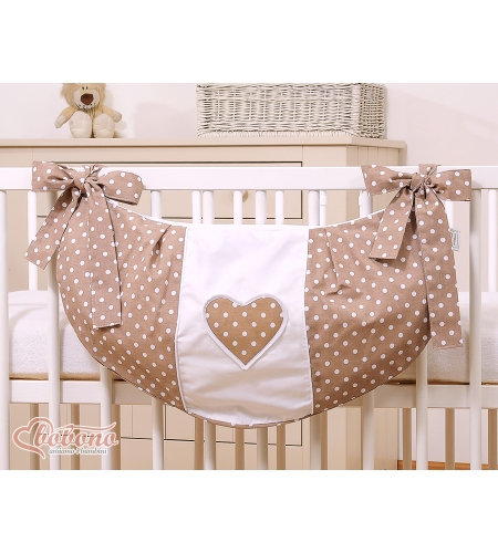 Lelupussukka pinnasänkyyn - Hanging Hearts Valkoisilla Pilkuilla