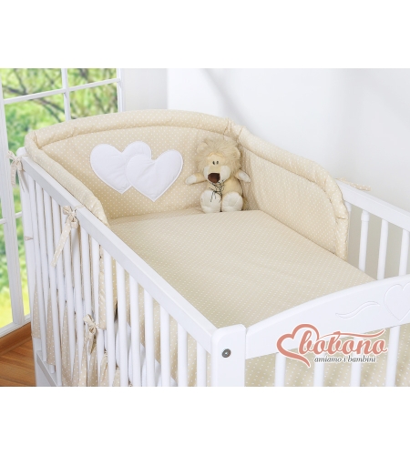 Reunapehmuste - Hanging Hearts  Beige Valkoisilla Pilkuilla