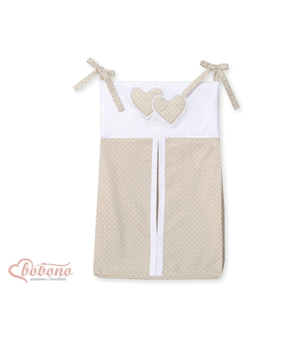 Säilytyspussi vaipoille - Hanging Hearts  Beige Valkoisilla Pilkuilla