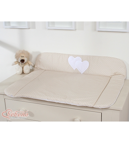 Vaipanvaihtoalusta, pehmeä - Hanging Hearts Beige Valkoisilla Pilkuilla
