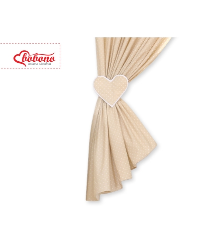 Verhot vauvan huoneeseen - Hanging Hearts Beige Valkoisilla Pilkuilla