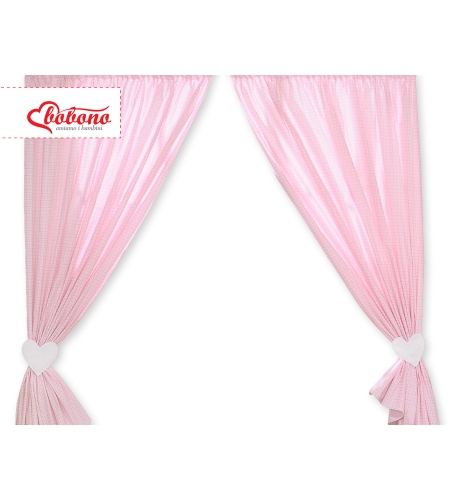 Verhot vauvan huoneeseen - Hanging Hearts Vaaleanpunainen Ruutukuvio